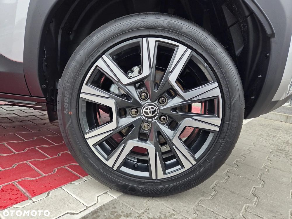 Toyota Yaris Cross Hybrid 1.5 Executive - 26