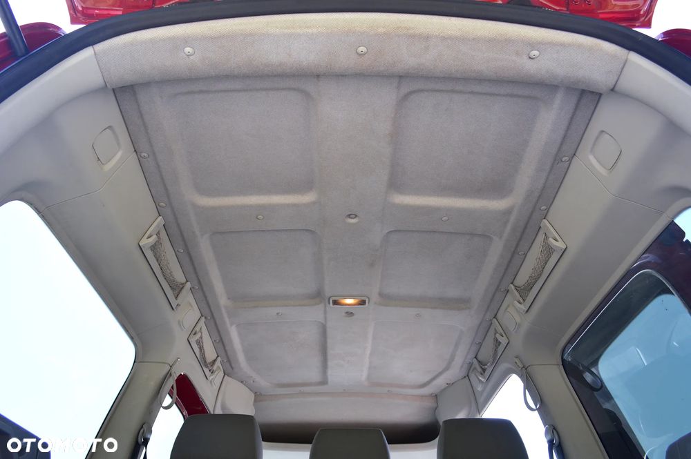 Volkswagen Caddy Maxi - 7