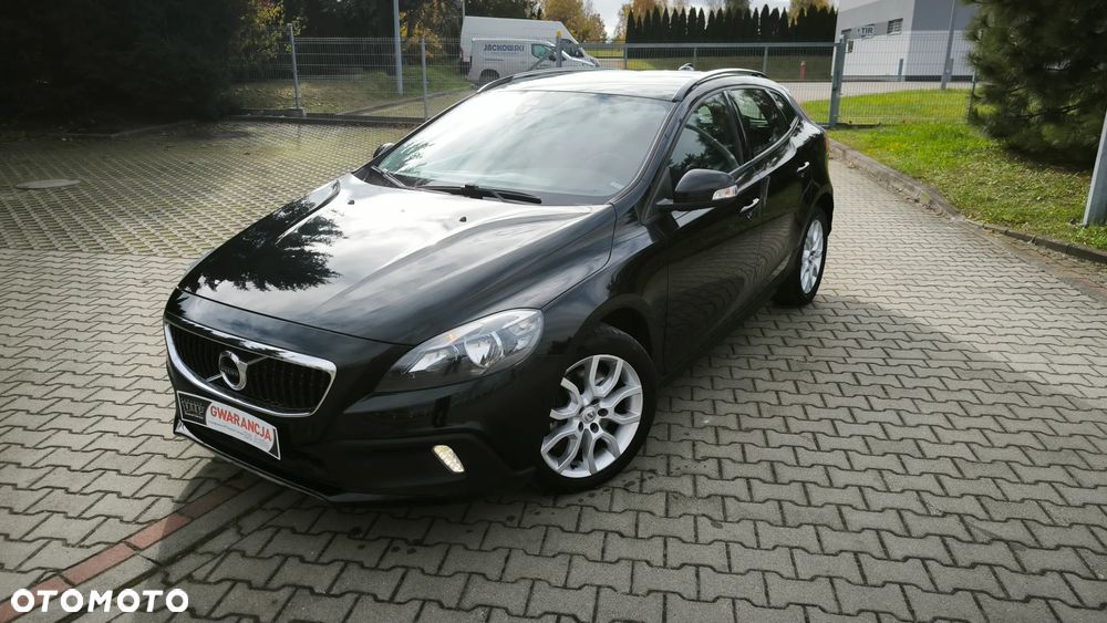 Volvo V40 Cross Country D2 Drive-E Momentum - 1