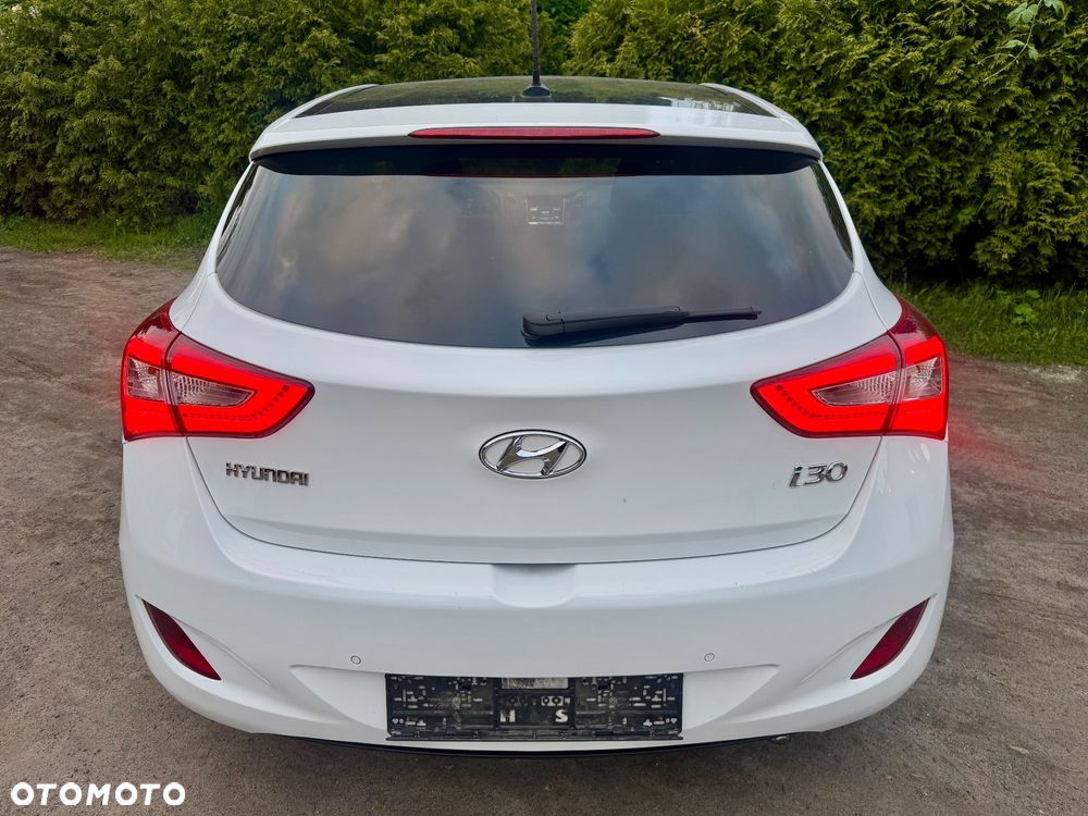 Hyundai i30 1.6 GDI BlueDrive Premium - 19