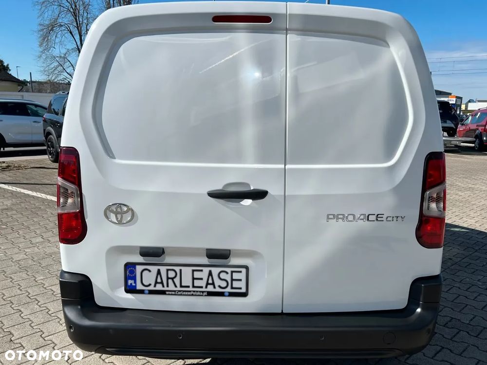 Toyota Proace City - 9