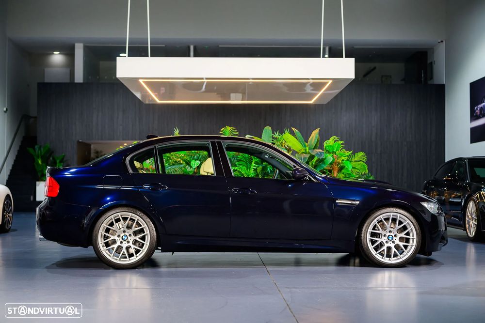 BMW M3 Auto - 9