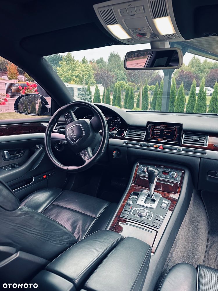 Audi A8 - 10