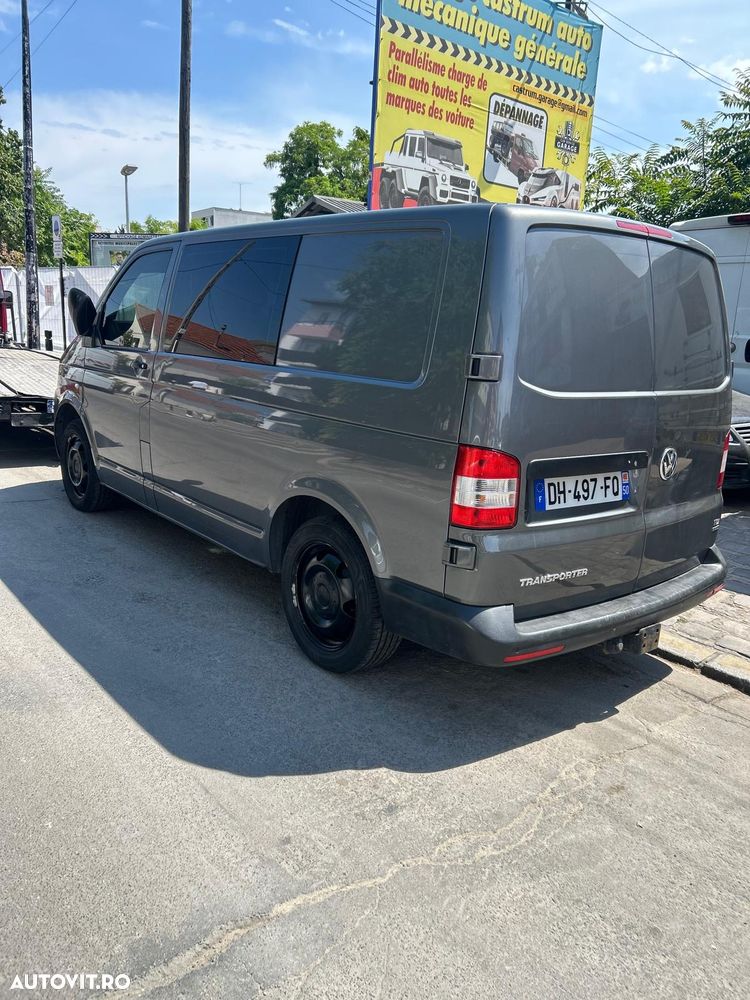 Volkswagen Transporter Caravelle DSG Trendline Scurt - 1
