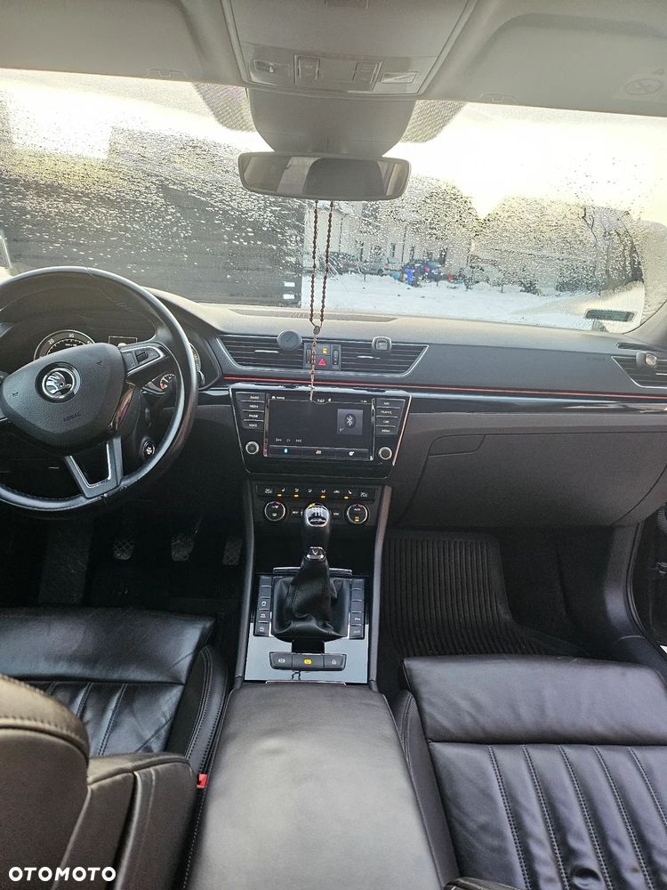 Skoda Superb 2.0 TDI L&K - 14