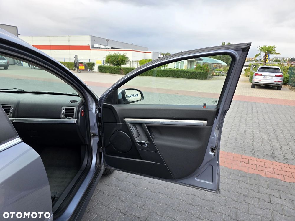 Opel Vectra 2.2 Caravan Business - 15