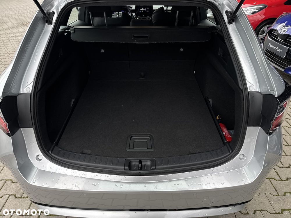 Toyota Corolla 1.8 Hybrid Comfort - 17