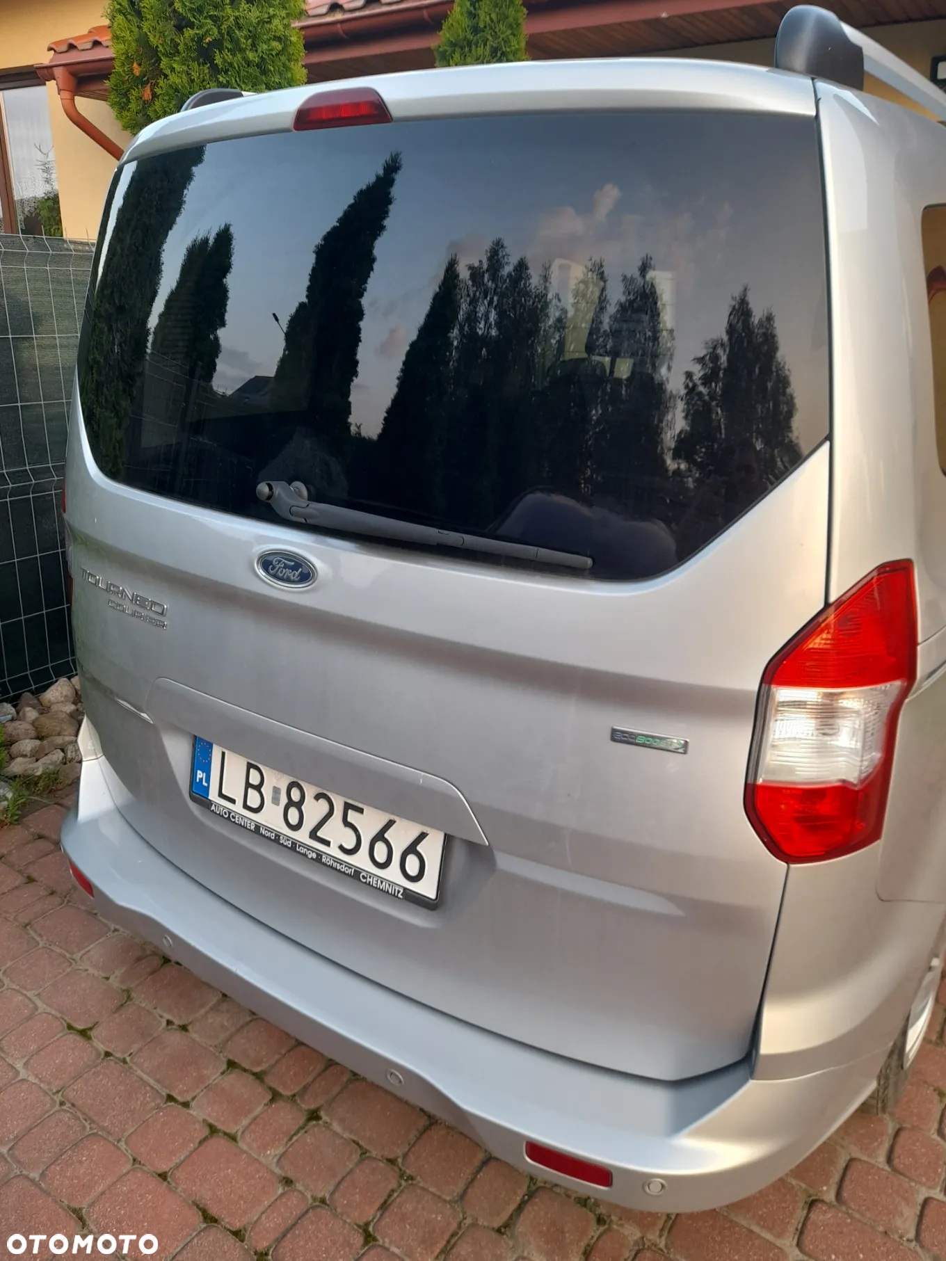 Ford Tourneo Courier 1.0 EcoBoost Titanium - 3