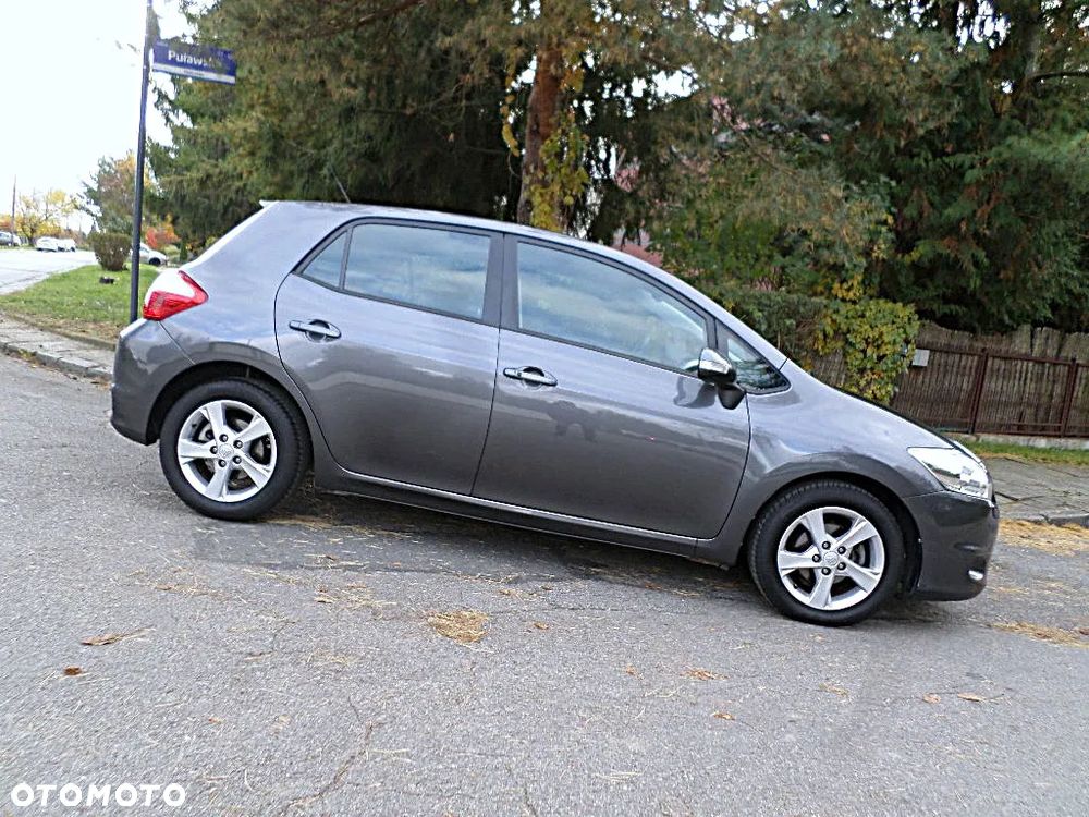Toyota Auris 1.6 Valvematic Executive - 34