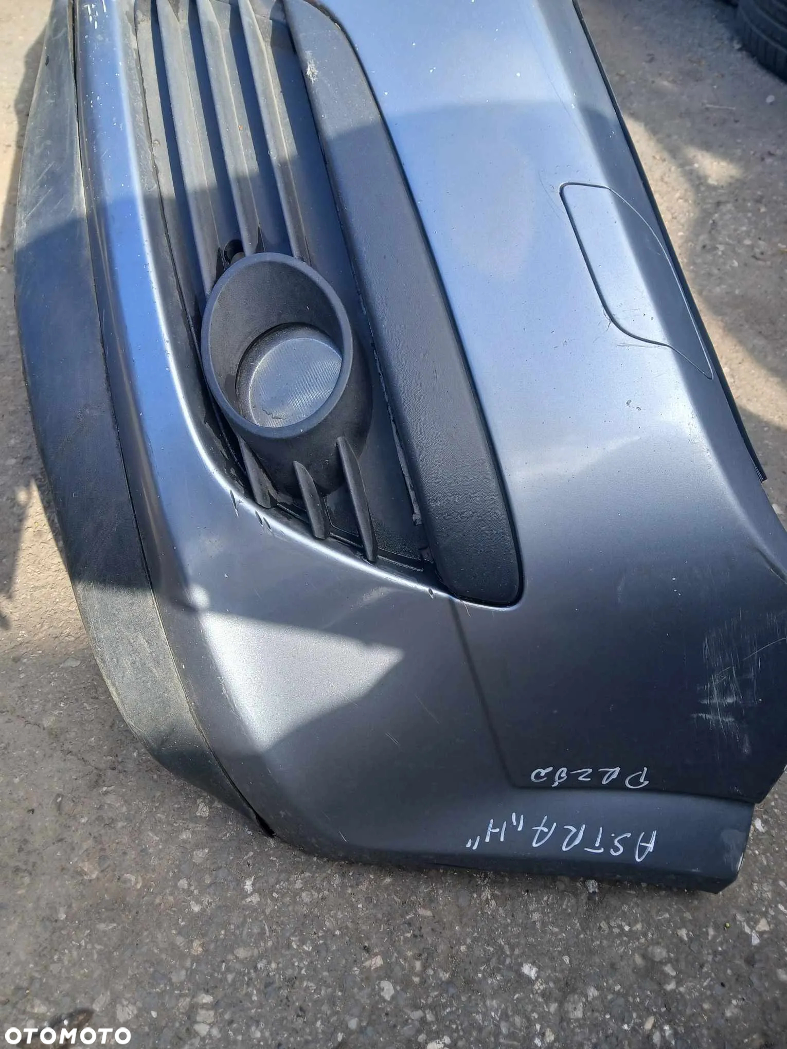 Opel Astra H III Zderzak przedni - 6