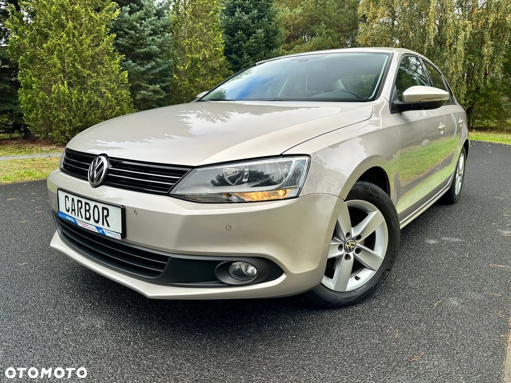 Volkswagen Jetta 1.2 TSI BlueMotion Technology Comfortline - 10