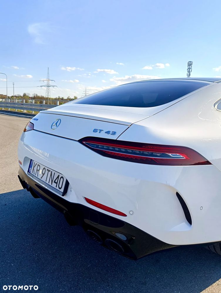 Mercedes-Benz AMG GT - 14