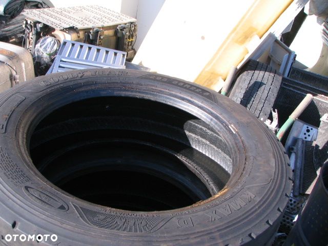 4 x Goodyear KMAX-D 295/55R22,5 - 1