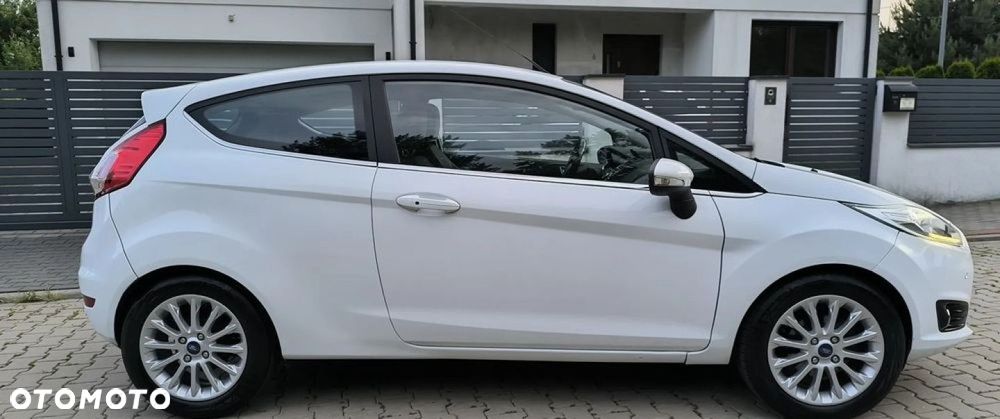 Ford Fiesta 1.6 TDCi DPF Platinium X - 22