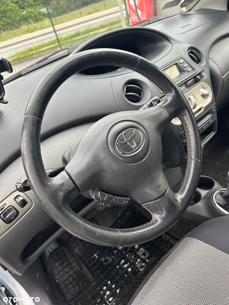 Toyota Yaris 1.3 Edition - 20