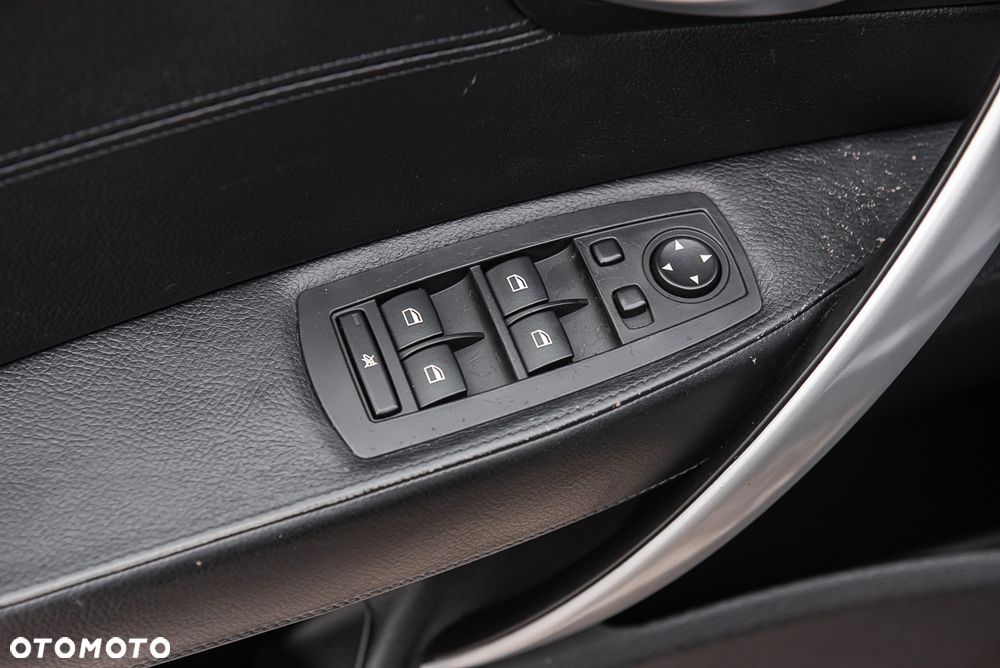 BMW X3 2.0d - 16