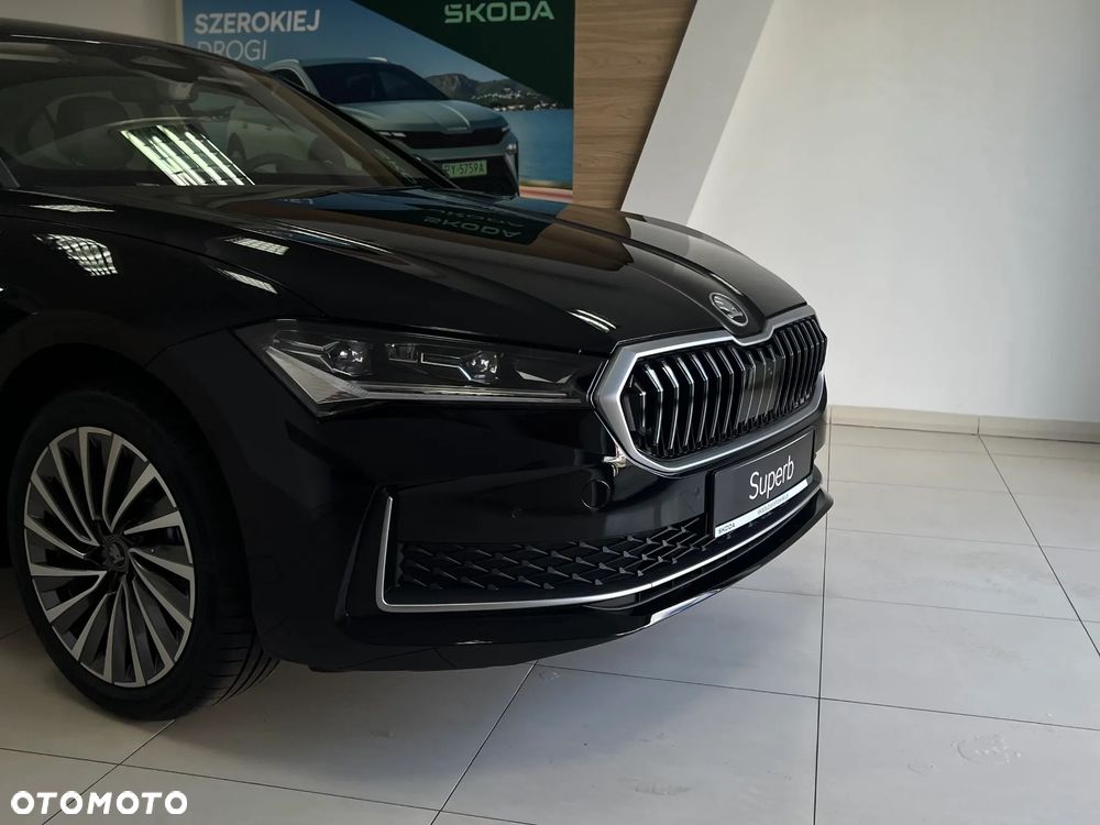 Skoda Superb 2.0 TDI SCR 4x4 L&K DSG - 9
