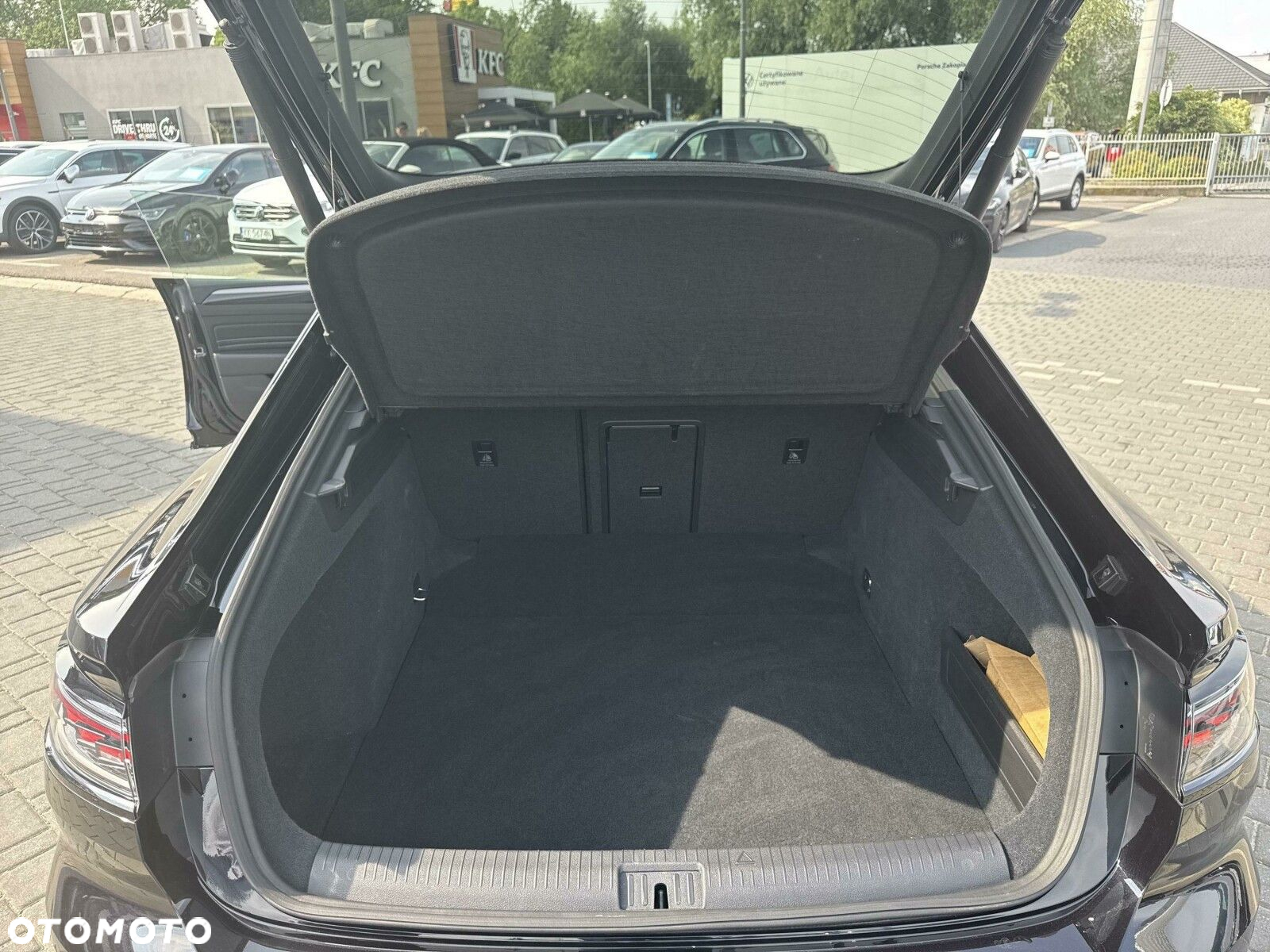 Volkswagen Arteon 2.0 TSI R-Line DSG - 18