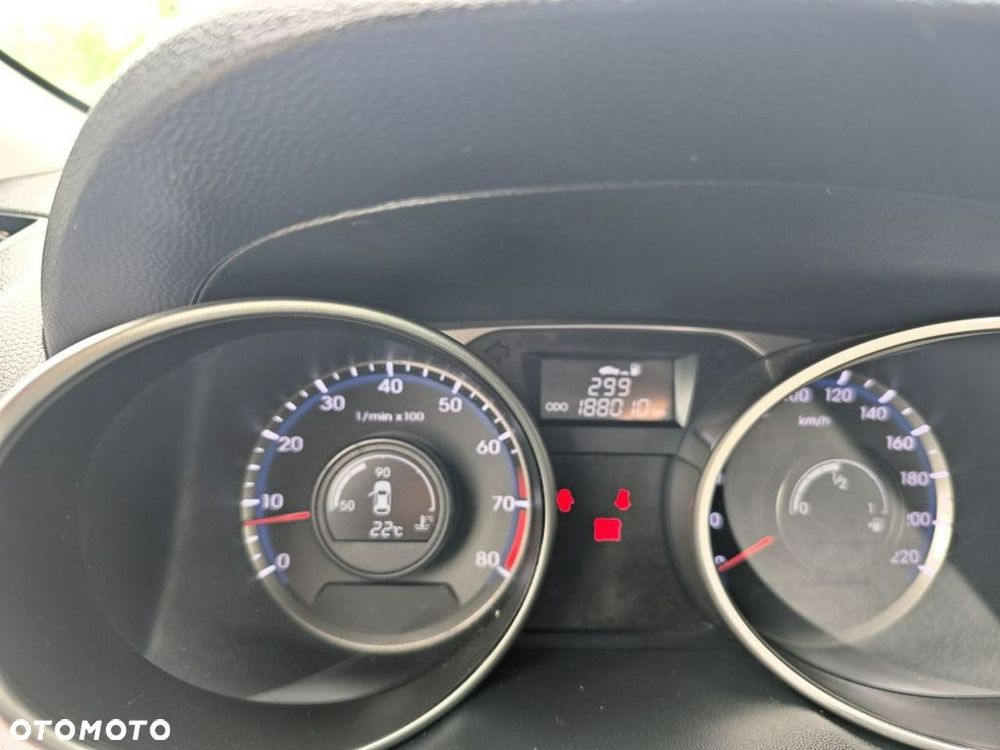 Hyundai ix35 - 15
