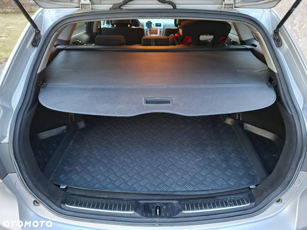 Toyota Avensis 1.8 Edition - 21