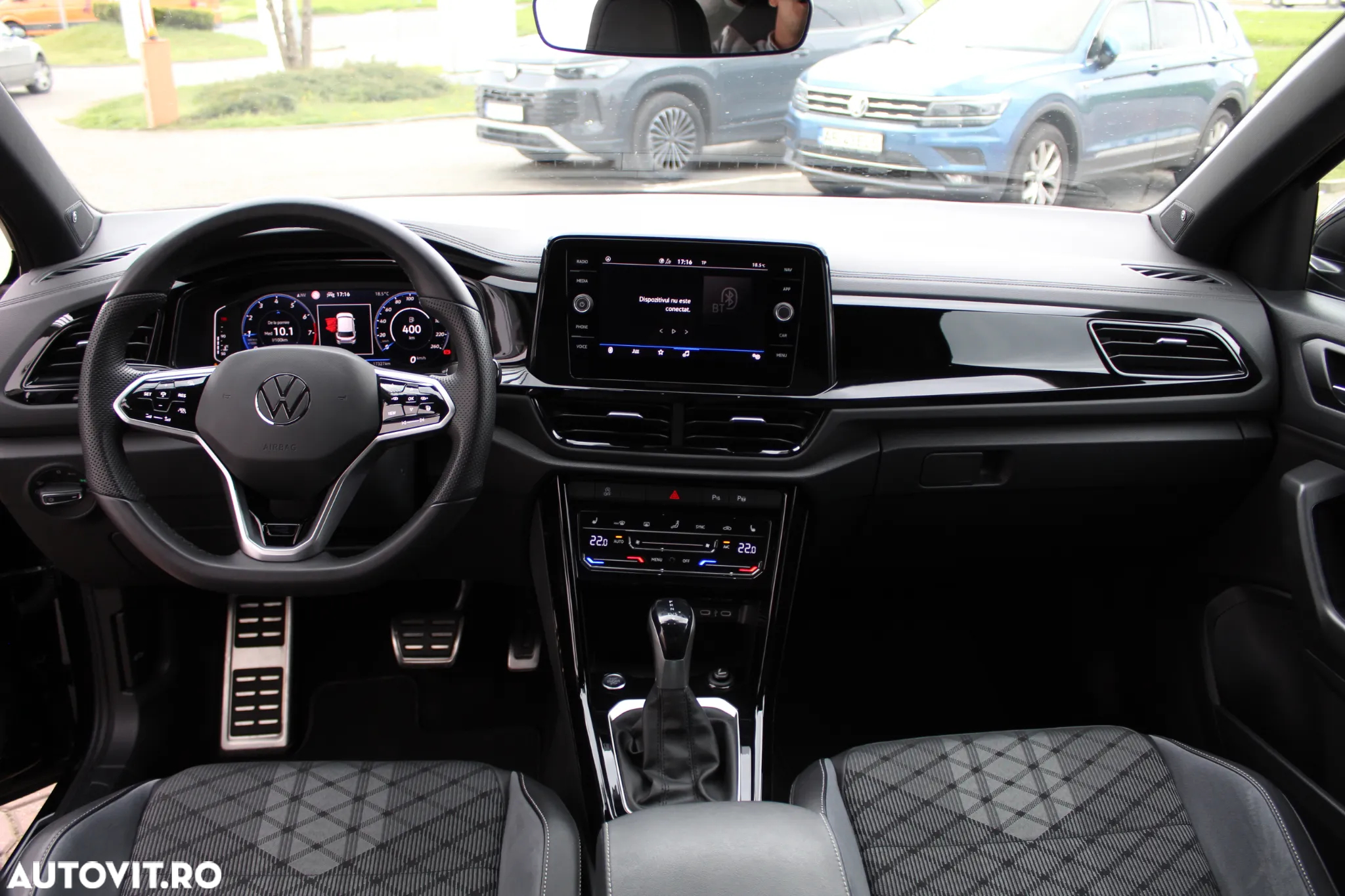 Volkswagen T-ROC 1.5 TSI DSG R-Line - 17