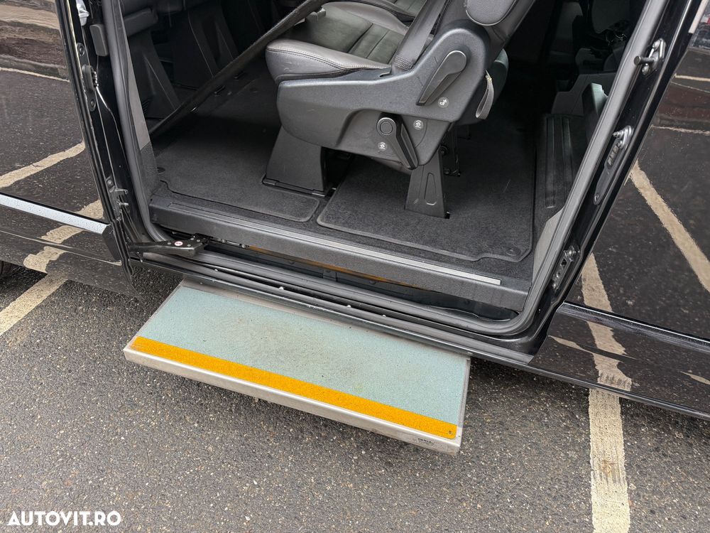 Ford Tourneo Custom Bus 320 2.0 EcoBlue 185 CP L2H1 Titanium X Aut. - 25