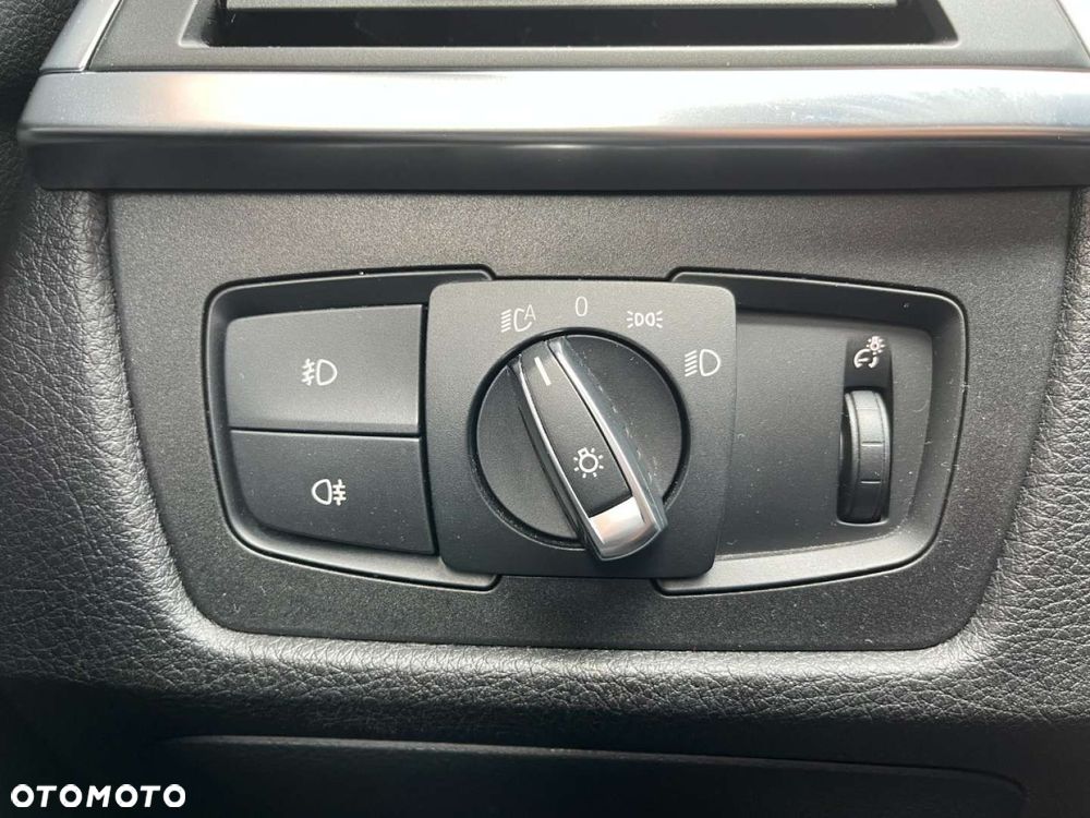 BMW Seria 3 320i GPF M Sport - 21