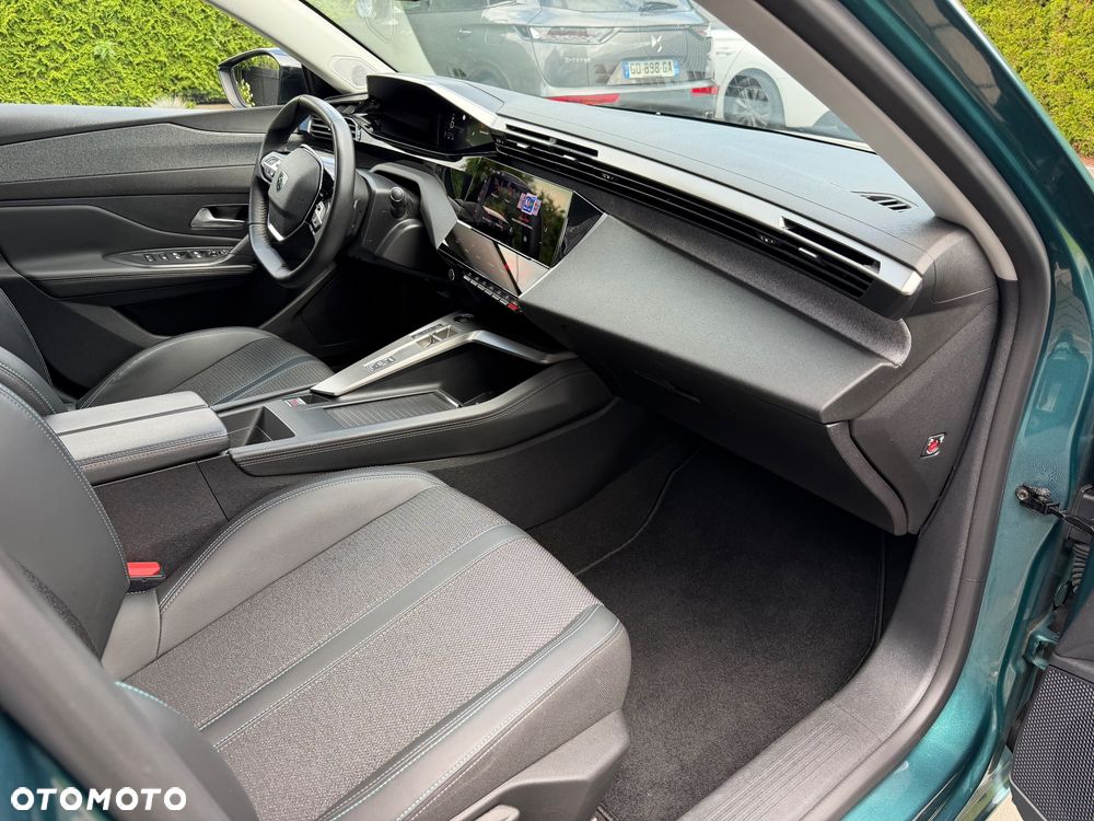 Peugeot 308 BlueHDi 130 EAT8 Allure - 13
