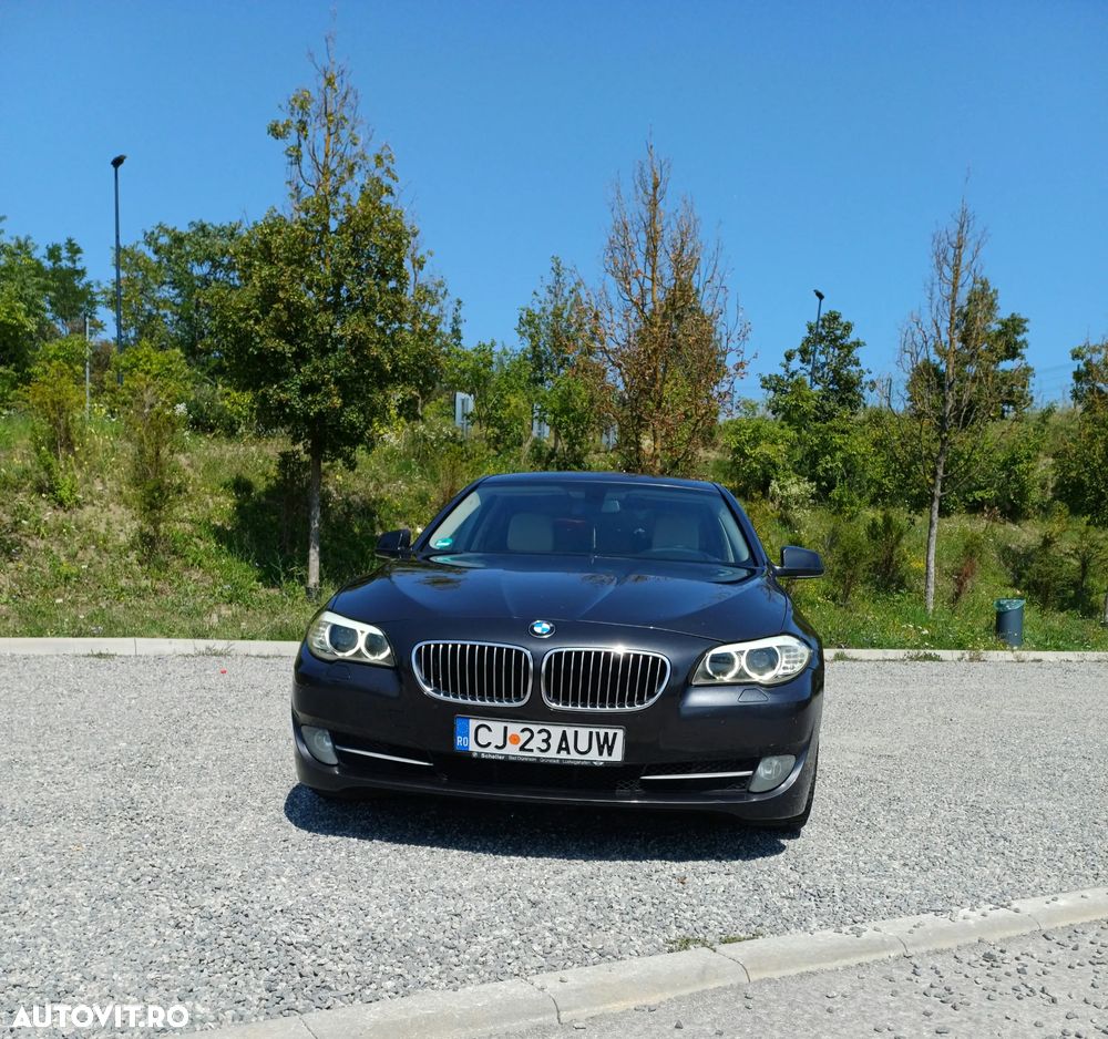 BMW Seria 5 525d Aut. - 1