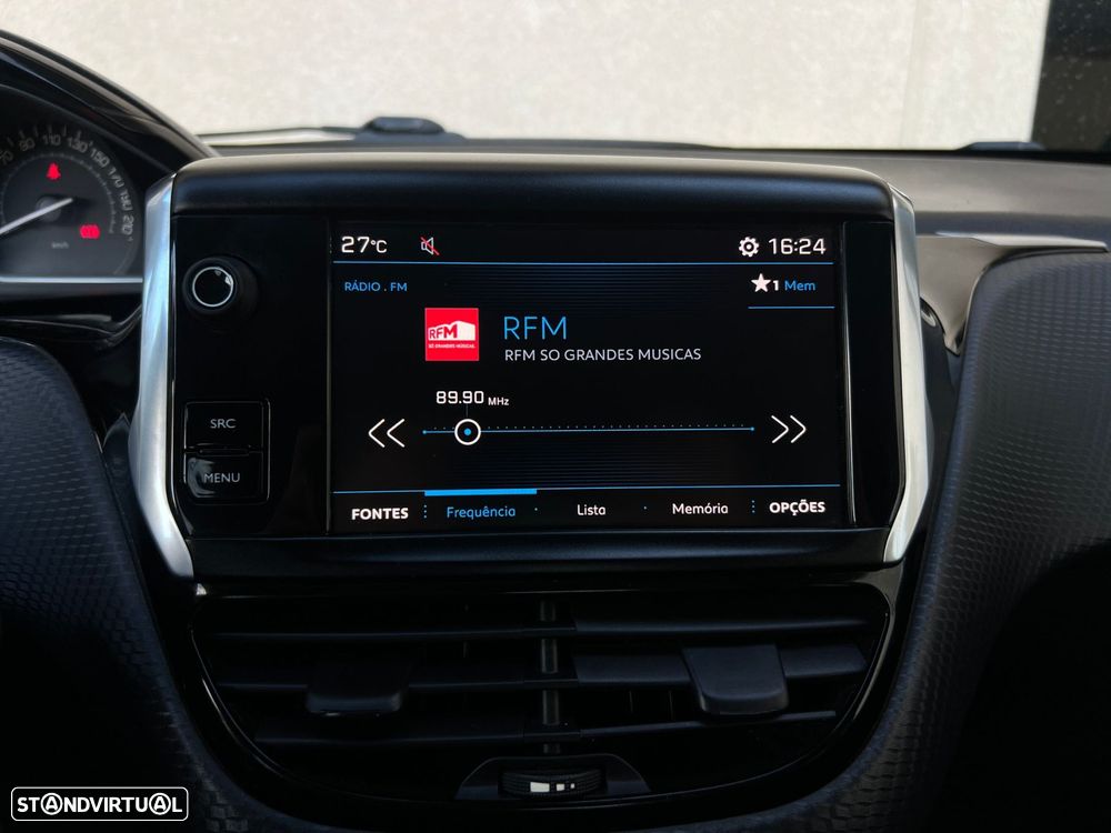 Peugeot 208 1.2 PureTech Style - 12