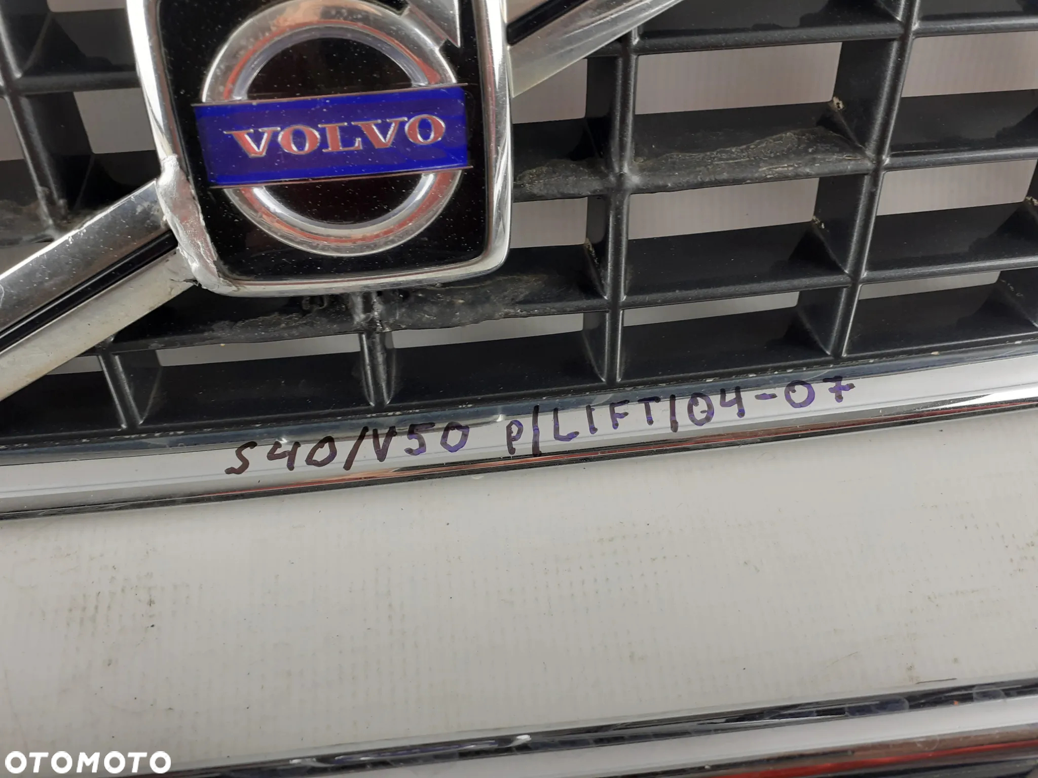 Volvo S40 II V50 Grill Atrapa 04-07r - 2