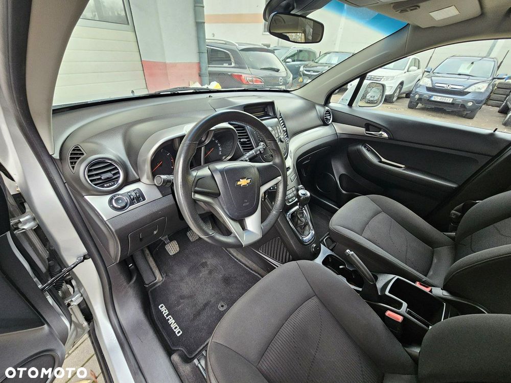 Chevrolet Orlando 1.8 LT+ - 24