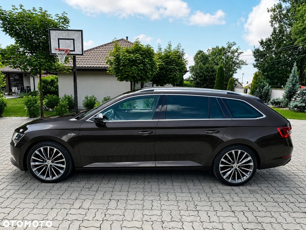 Skoda Superb 2.0 TDI SCR 4x4 L&K DSG - 9