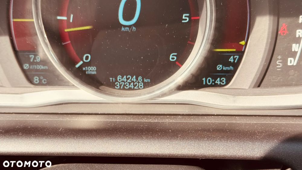 Volvo XC 60 2.4D AWD Momentum - 13