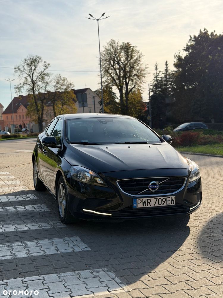 Volvo V40 D4 Drive-E Momentum - 4
