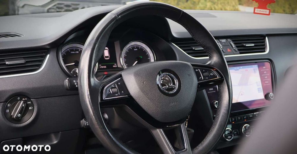 Skoda Octavia - 10