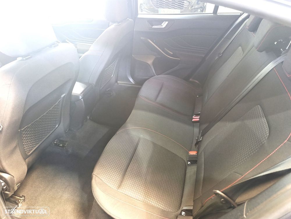 Ford Focus 1.0 EcoBoost MHEV ST-Line - 7