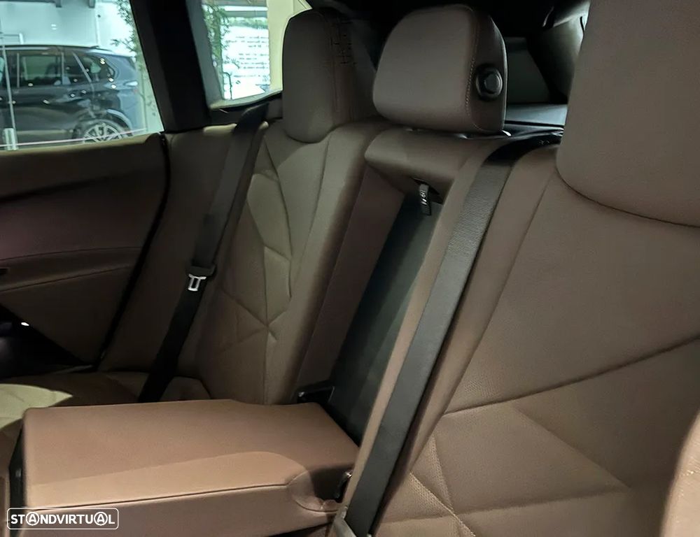 BMW iX xDrive 40 Pack Desportivo - 9