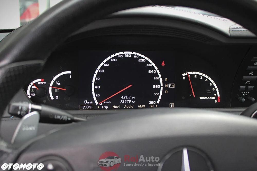 Mercedes-Benz CL 63 AMG 7G-TRONIC - 26