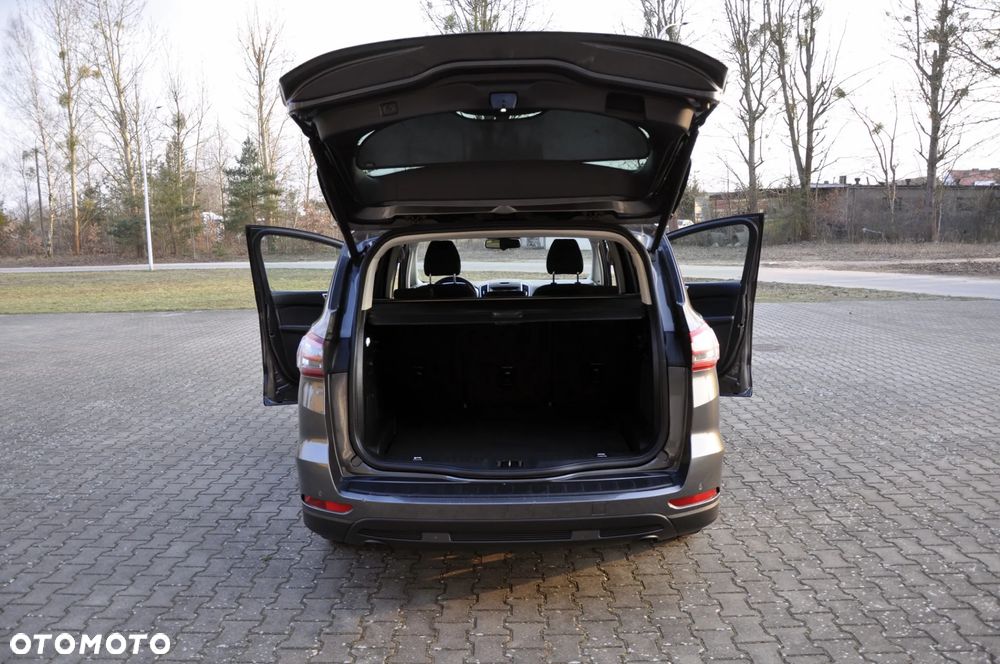 Ford S-Max 2.0 TDCi Titanium - 32