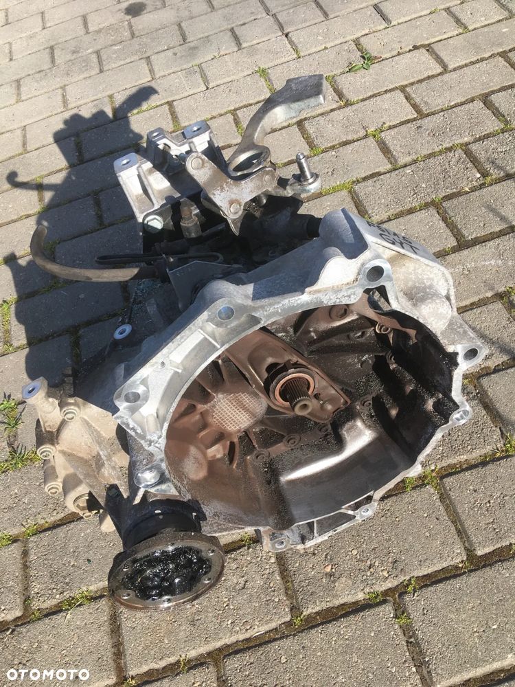 skrzynia biegów Octavia II VW GOLF V 1.6 FSI GYT - 3