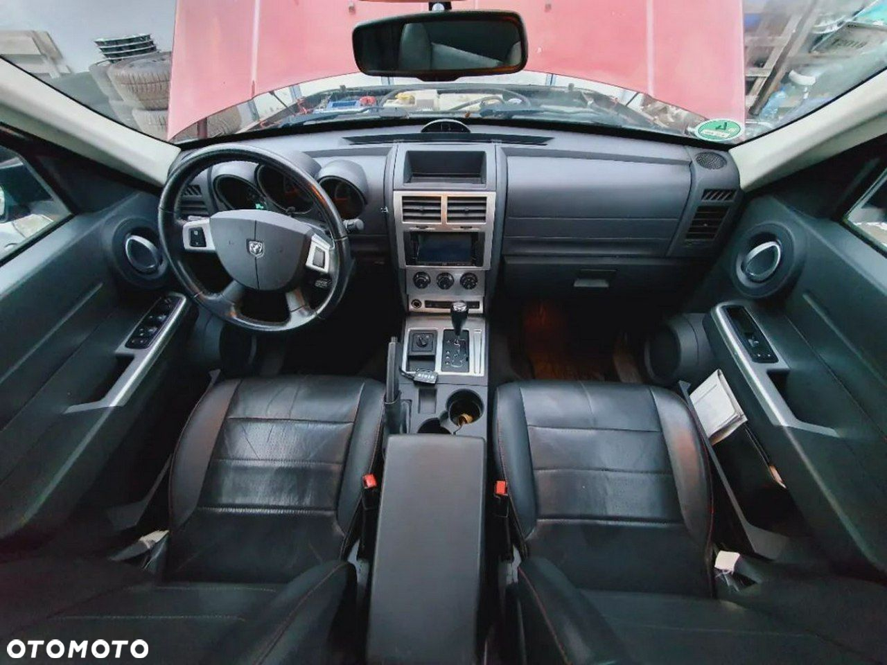 Dodge Nitro - 17