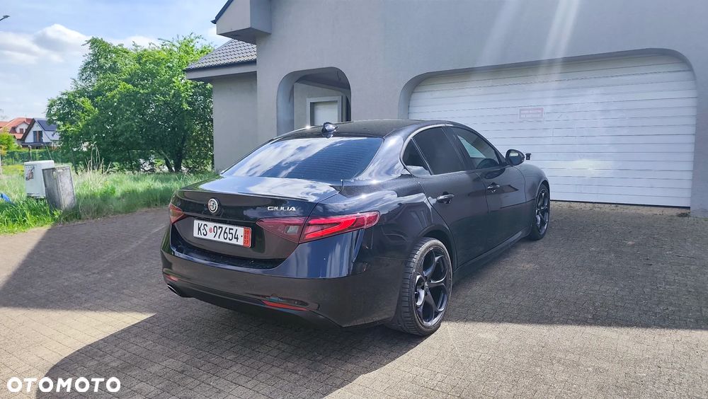 Alfa Romeo Giulia 2.2 D Turbo Super - 37