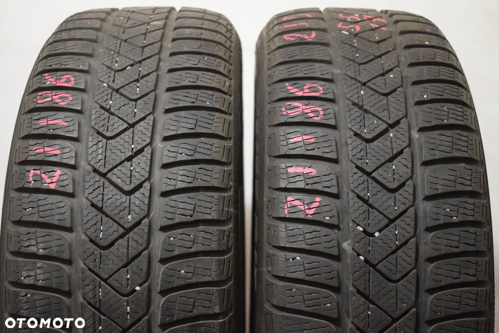 R17 215/55 Pirelli Sottozero 3 Seal Inside - 1