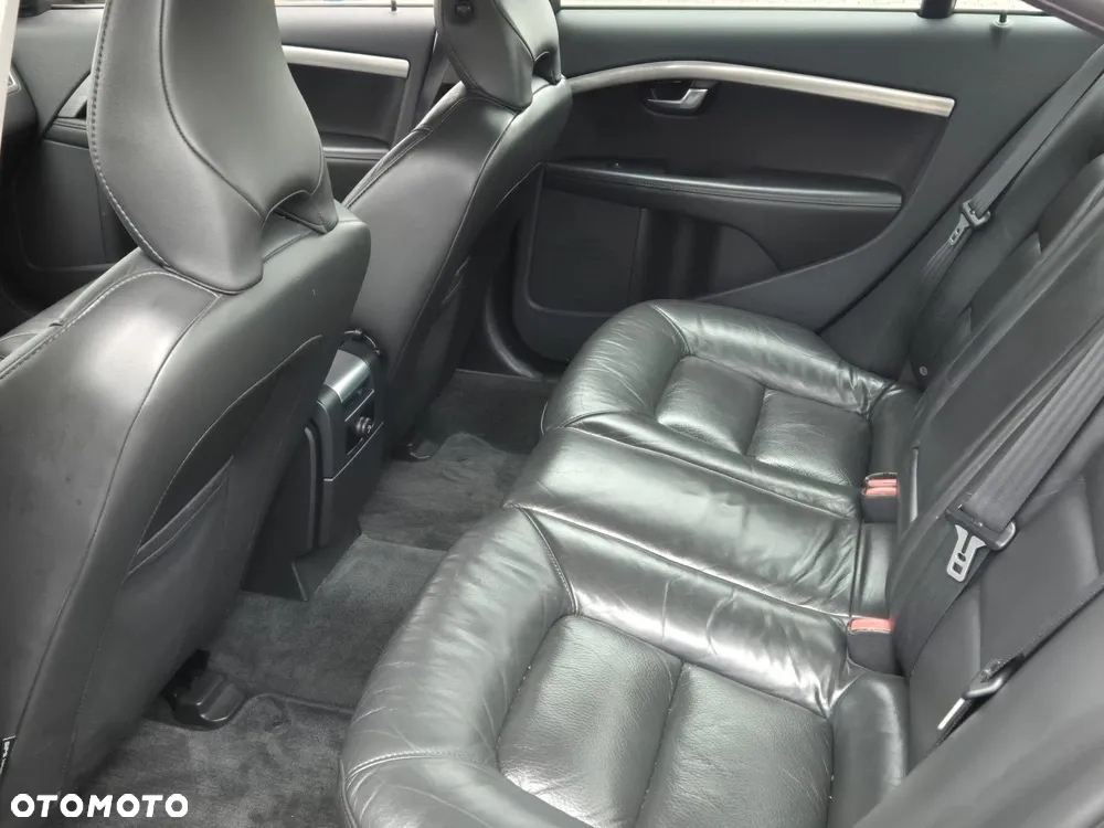 Volvo S80 - 15
