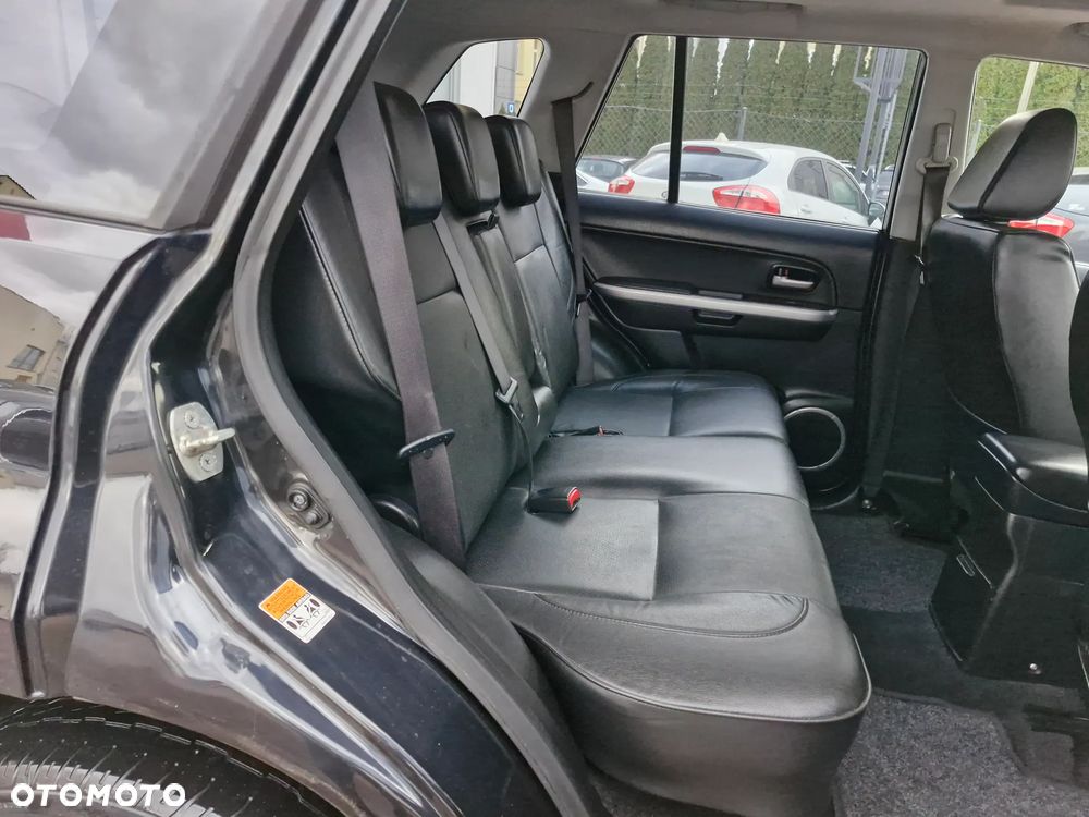 Suzuki Grand Vitara 1.9 DDiS Premium - 18