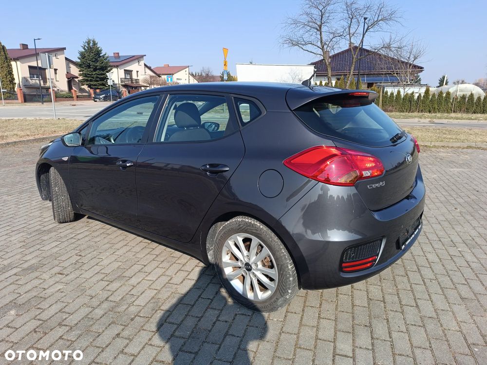 Kia Ceed 1.4 Attract - 9
