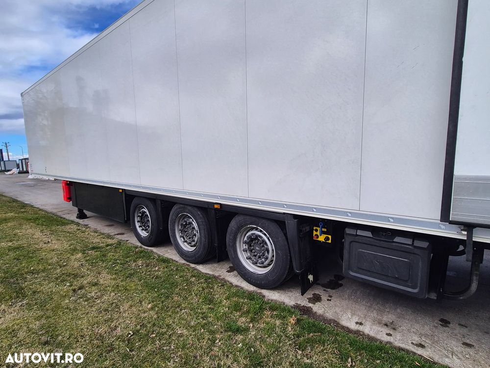 Schmitz Cargobull - 3
