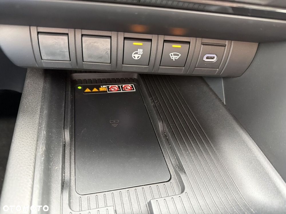 Toyota C-HR 1.8 Hybrid Executive - 24