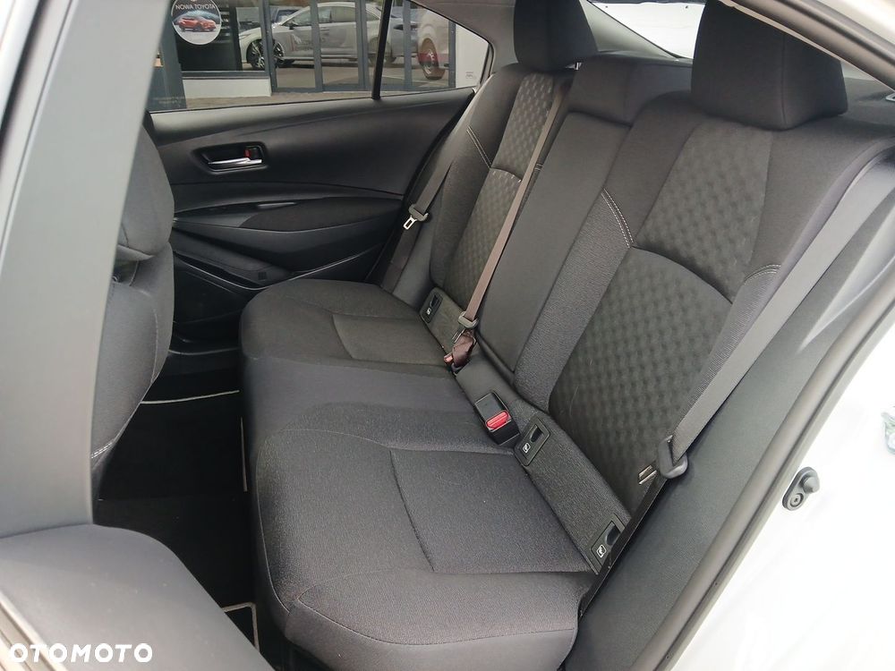 Toyota Corolla - 40